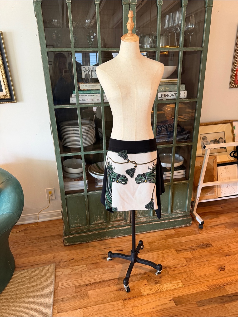 Vintage Gucci silk horse mini skirt size 42